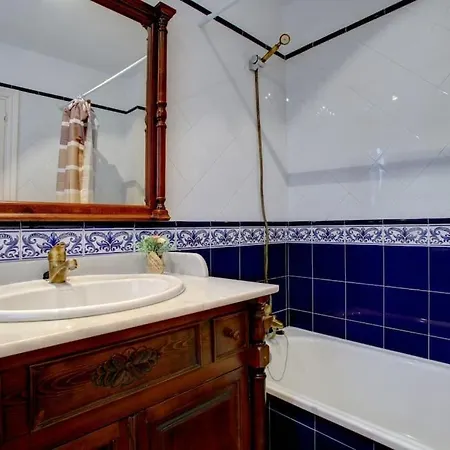 Duplex Centro Con Garaje Gratuito