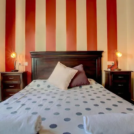 Duplex Centro Con Garaje Gratuito * Ronda