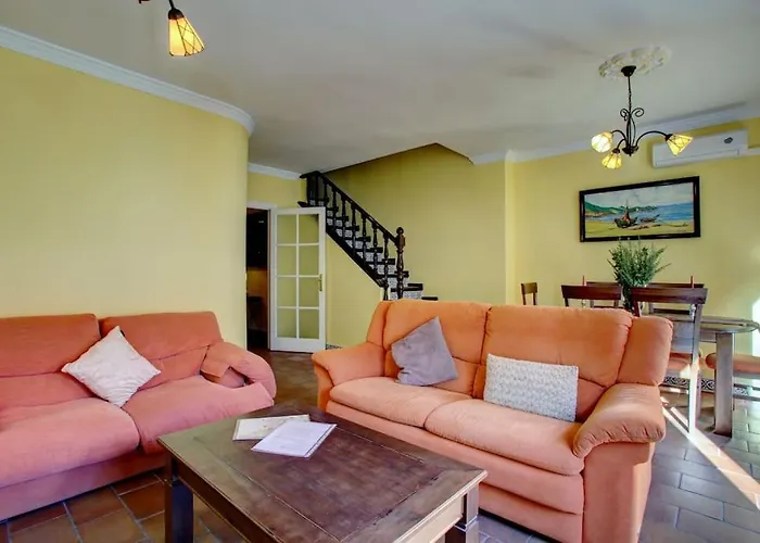 Duplex Centro Con Garaje Gratuito Ronda